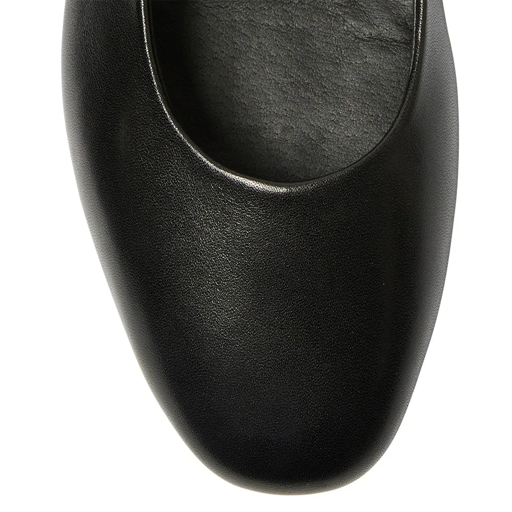 Athena Flat in Black Leather