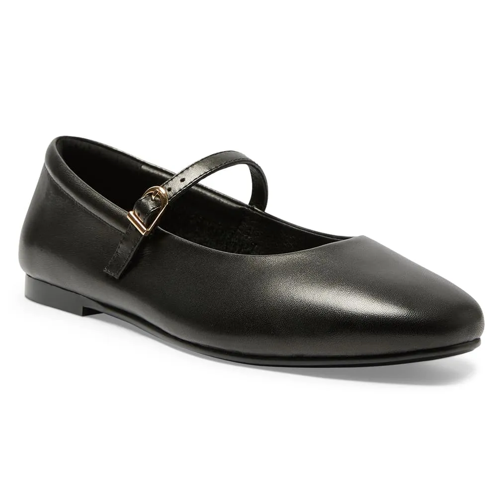 Athena Flat in Black Leather